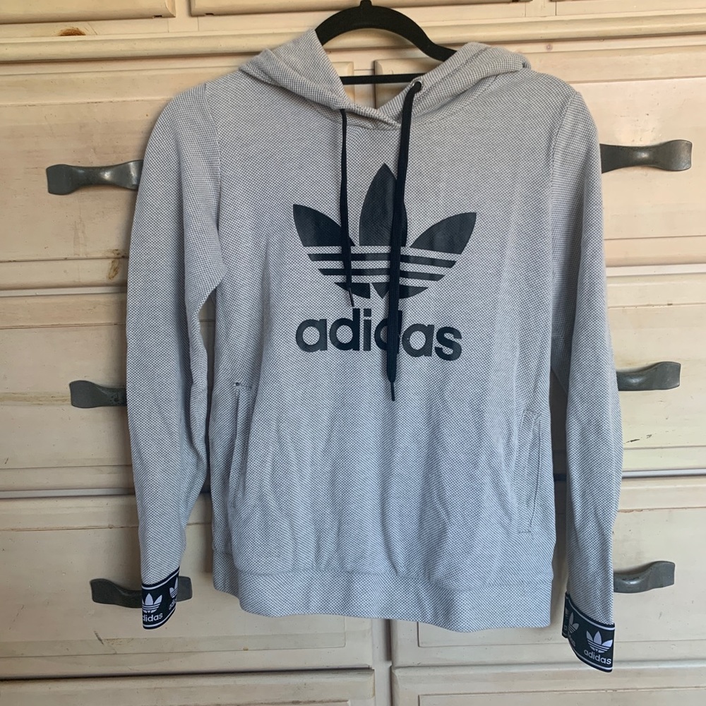 Adidas Sweatshirt